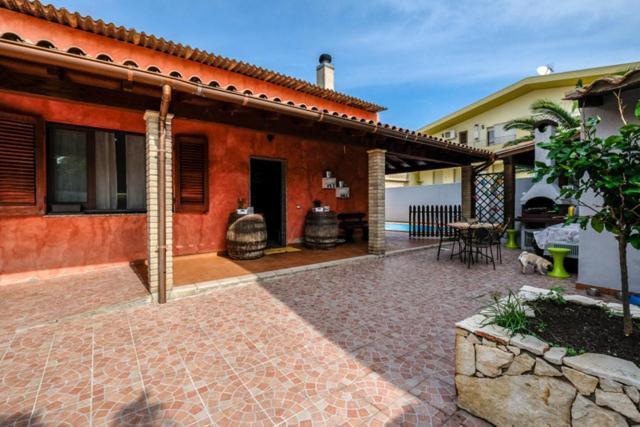 La Siesta Bed & Breakfast Sìnnai Dış mekan fotoğraf