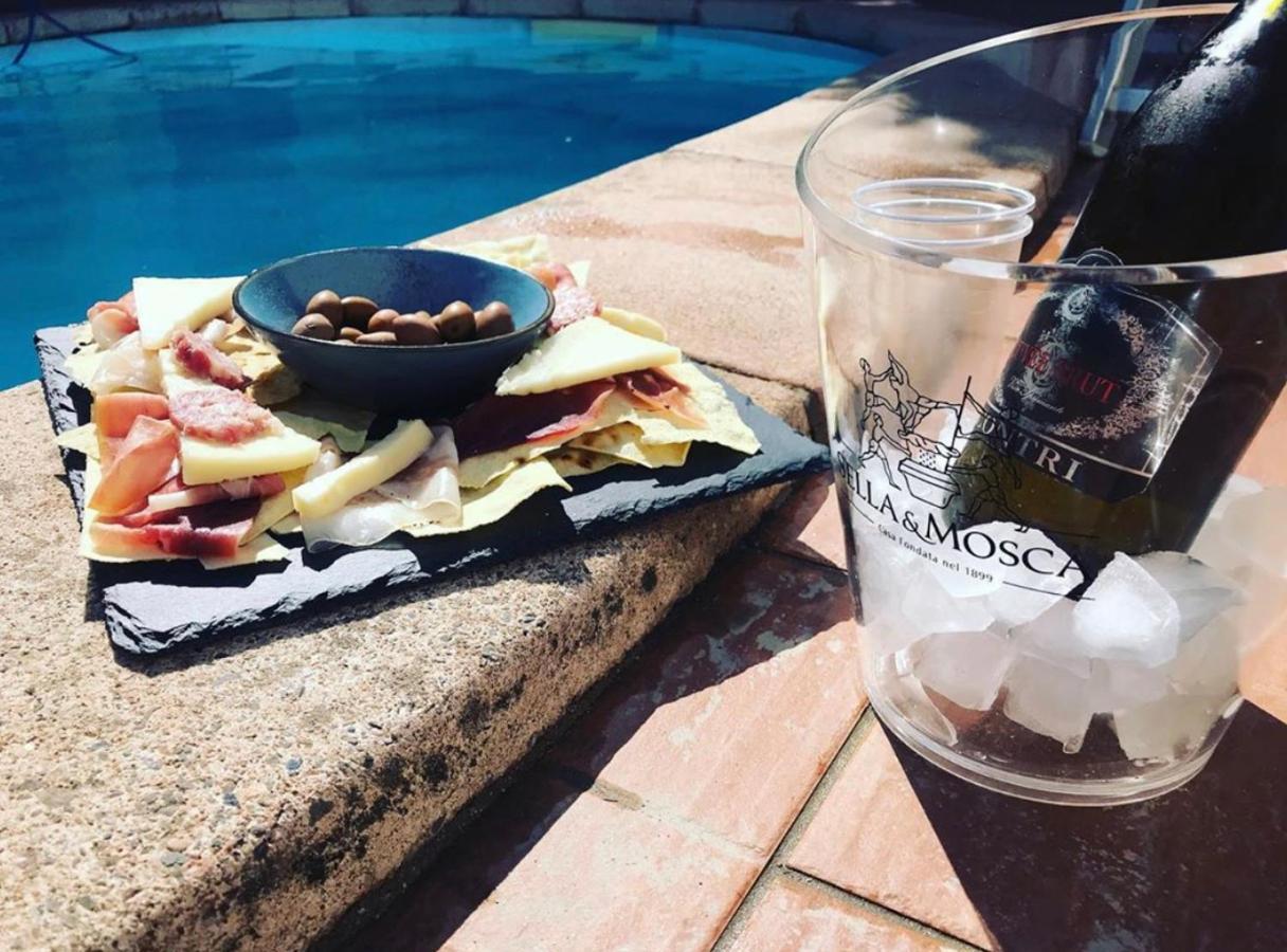 La Siesta Bed & Breakfast Sìnnai Dış mekan fotoğraf